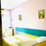 Giusti 6 Milan