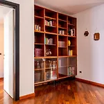 Apartamento Two-bedroom Near Corso Indipendenza Milão
