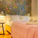 Guesthost - Dimora Claudia Luxury Guest house