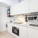 Apartman Arici 15 *