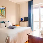 The Rent - Beautiful Three-bedrooms Near Metro Lodi Apartman *