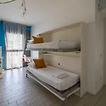 The Rent - Spacious Four-bedroom Close To Forlanini Distrct شقة *