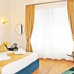 Hrt Guest house 3*