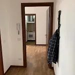 Apartment Alessia's Flat - Affori *