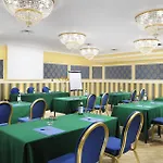 Grand Plaza 4*