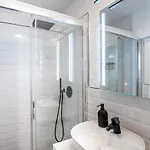 דירה Walk To Duomo, Loft Near Metro, M4 Linate 2min Walk מילאנו