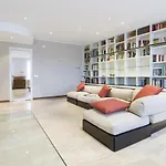 아파트 Contempora - Elvezia Park - 2bed, 2baths Overlooking The Park - E11 *