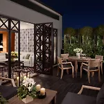 Four Seasons 5*