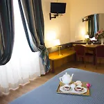 Hotel Albert Hotel