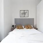The Rent - Grazioso Bilocale Vicino Piazza Cinque Giornate Apartamento Milão