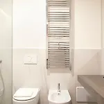 Prestige Boutique -piazza Duomo 4* Milan