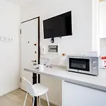 Italianway - The B Village Business Appartement *