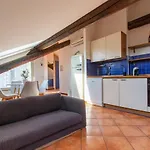 Mondadori Apartamento