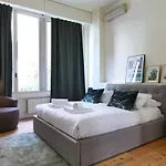 Prestige Boutique Homes - Exlcusive Garden & Pool Appartement