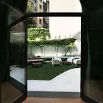 Prestige Boutique Homes - Exlcusive Garden & Pool *