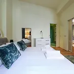Prestige Boutique Homes - Exlcusive Garden & Pool