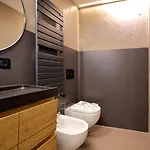 Apartamento Isola Stylish Loft In *