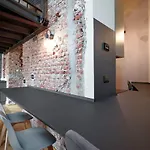 Isola Stylish Loft In *
