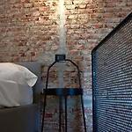 Apartamento Isola Stylish Loft In