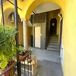 Lägenhetshotell Easy - And Navigli 3*