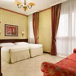 & Contessa Jolanda Aparthotel 4*