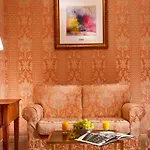 Hotel Pierre 5*