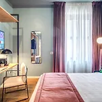 Sheva Boutique Hotel *