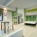 Hotel Suzzani 273