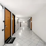 Adore Aparthotel 3*