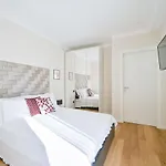 Apartment Porta 92 Romana
