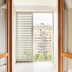 Luminoso Attico Con Garage Gratis Vicino Al Duomo E Allo Ieo Apartment *