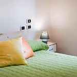 Pensjonat Ciao Mi - Accoglienti Con Bagno Privato - Niguarda E Bicocca Mediolan