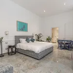 Duomo Smart Guest house