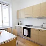 Easylife - - Santa Sofia 18 - Duomo Апартаменты Милан