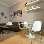 Appartamento Chic Design Flat - Center & Balcony *