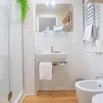 The Rent - Lovely Two-bedroom Near Bocconi Apartamento