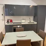 Number House - Number 20 Apartamento Milão