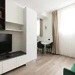 Youhosty - Montebianco 4/6 아파트