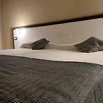 Lion بيت ضيافة