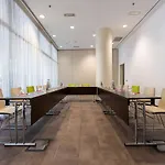Ramada Plaza By Wyndham Hotell 4*