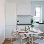 Modern House Dergano A 150 Metri Metro ミラノ
