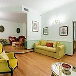 Menotti One Bedroom Hotel