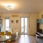 Apartment Bilocale Moderno Ed Esclusivo Mailand