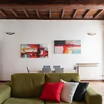 Youhosty - Mercato Big 16 Apartamento
