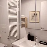 Διαμέρισμα Sbam House *