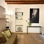 Design Studio Centro Storico מילאנו