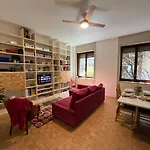 Giusti Flat - Next To Cimitero Monumentale Castello Sforzesco Διαμέρισμα *