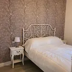 Authentic Milan Ringhiera House Near Metro Appartement Milaan