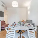 The Rent - Modern Near Zara Apartament *