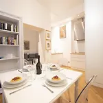 The Rent - Cozy Two-bedroom In Porta Romana District Appartamento Milano